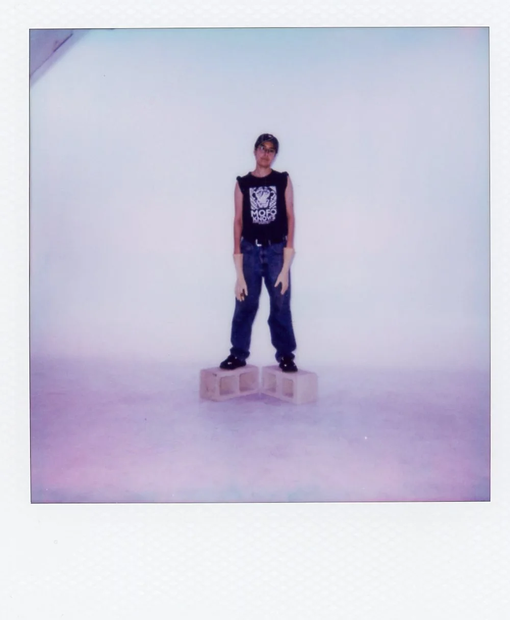 pic of me with long long hands